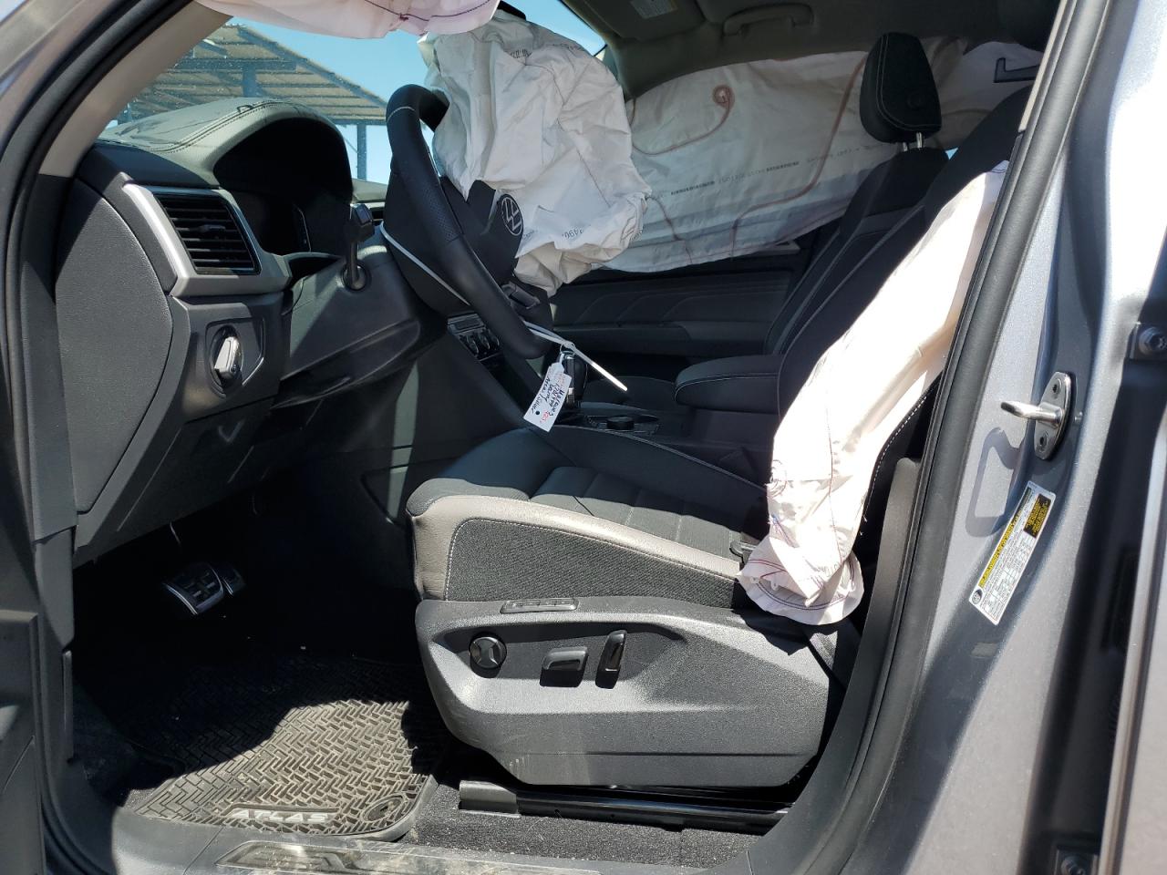 1V2FR2CA1PC532770 2023 Volkswagen Atlas Sel Premium R-Line