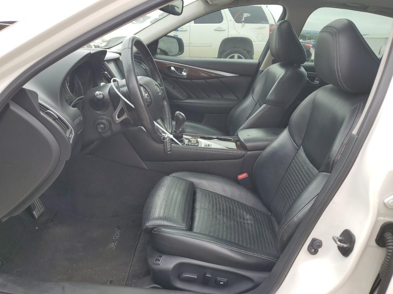 JN1EV7AP0GM300493 2016 Infiniti Q50 Premium