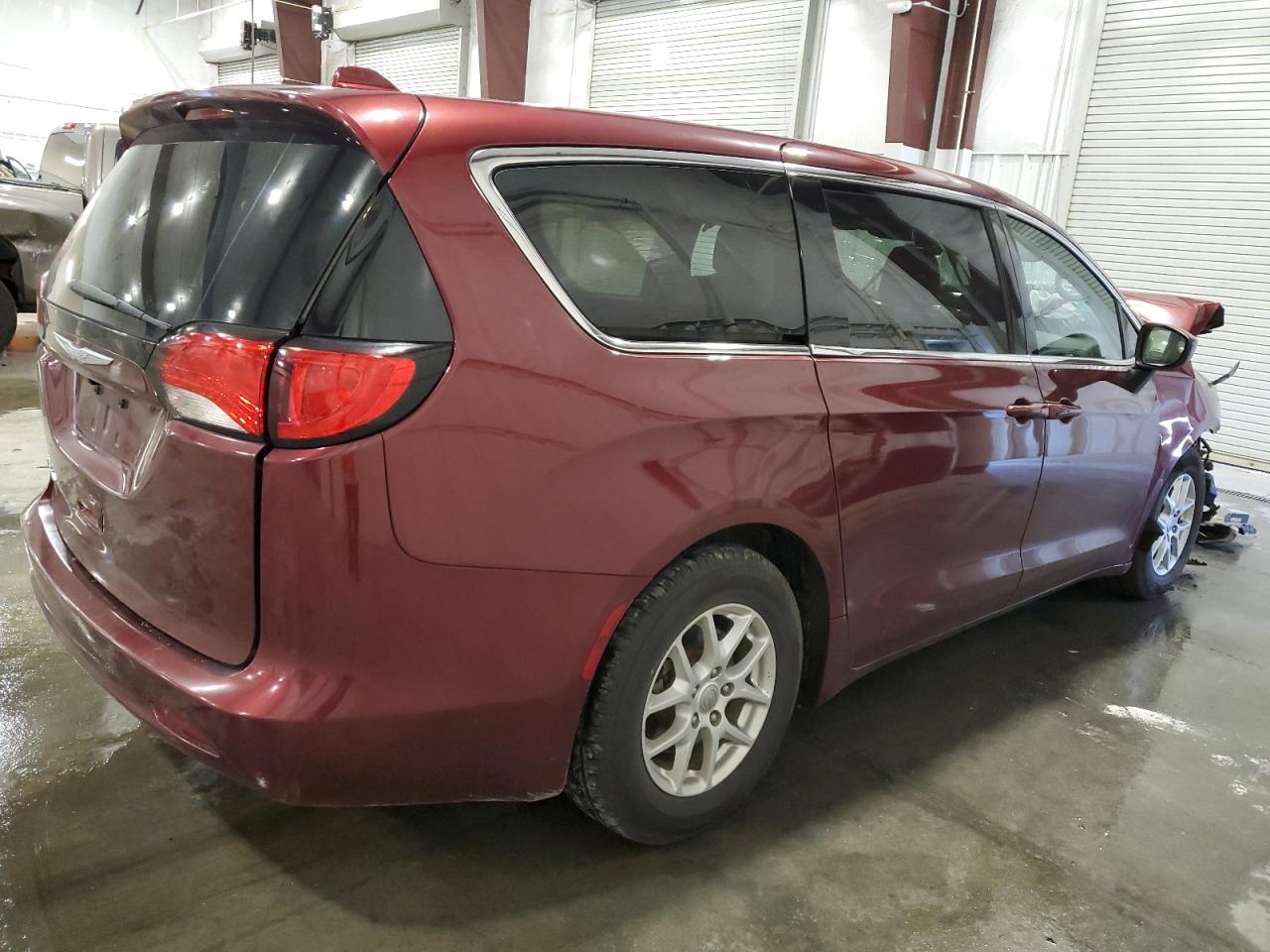 Lot #2921310837 2017 CHRYSLER PACIFICA T