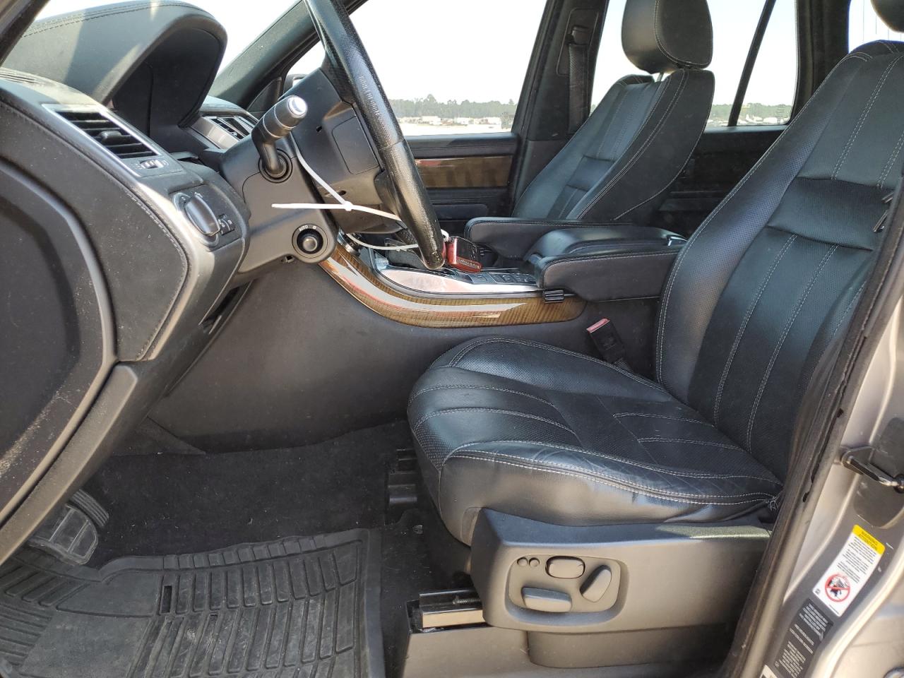 LAND ROVER RANGE ROVER HSE LUXURY