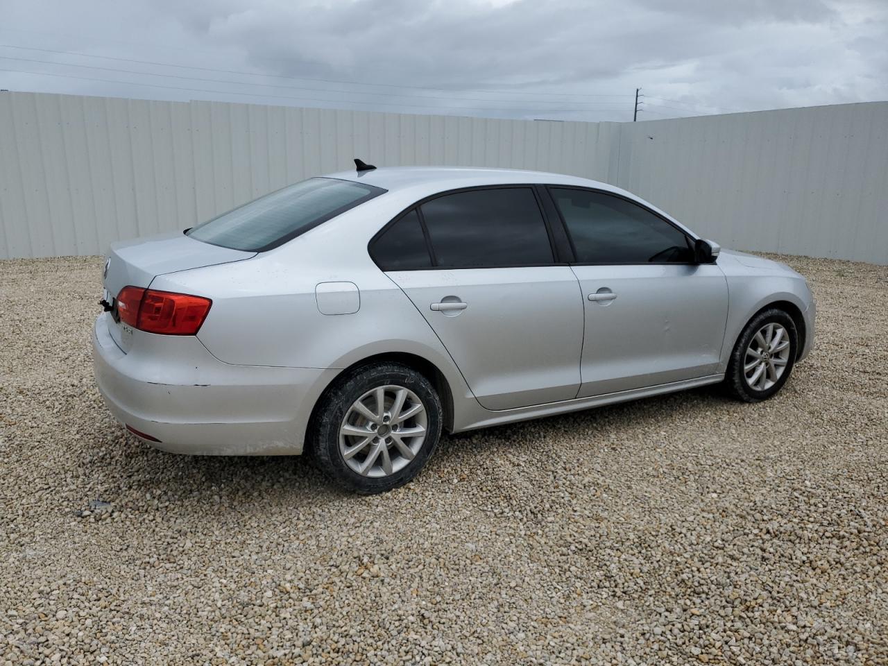 3VWDP7AJ5CM077846 2012 Volkswagen Jetta Se