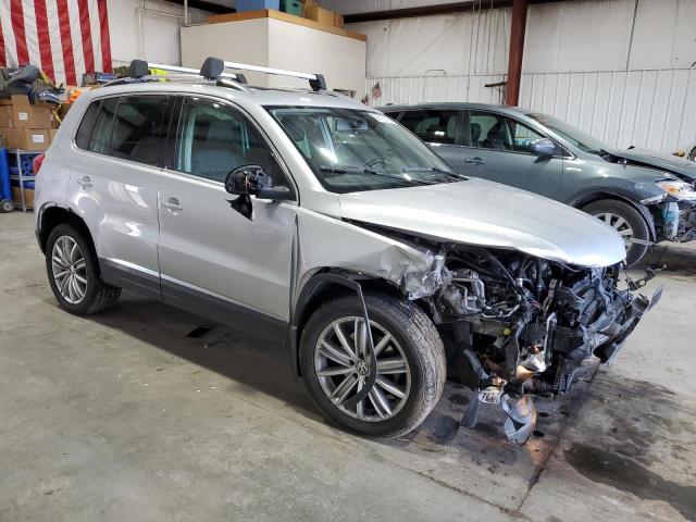 VIN WVGBV3AX0DW618828 2013 Volkswagen Tiguan, S no.4