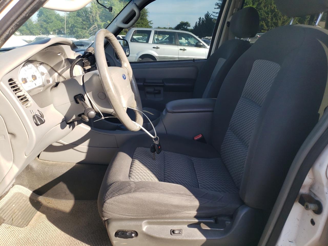 1FMZU77E23UC30640 2003 Ford Explorer Sport Trac