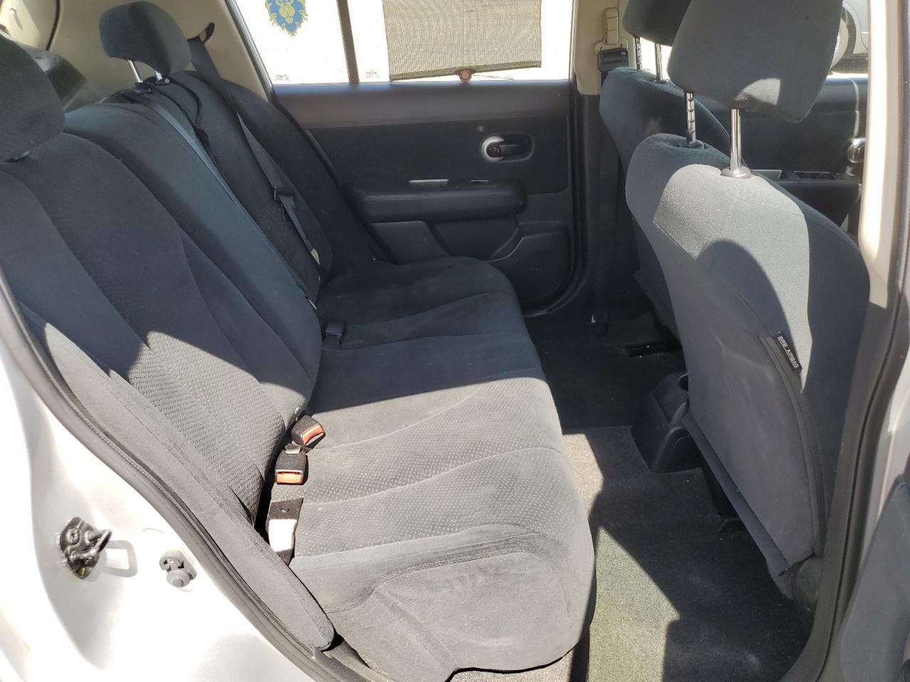 3N1BC1CP5AL385058 2010 Nissan Versa S