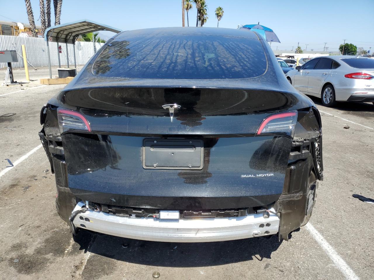 7SAYGAEE4NF382229 2022 Tesla Model Y