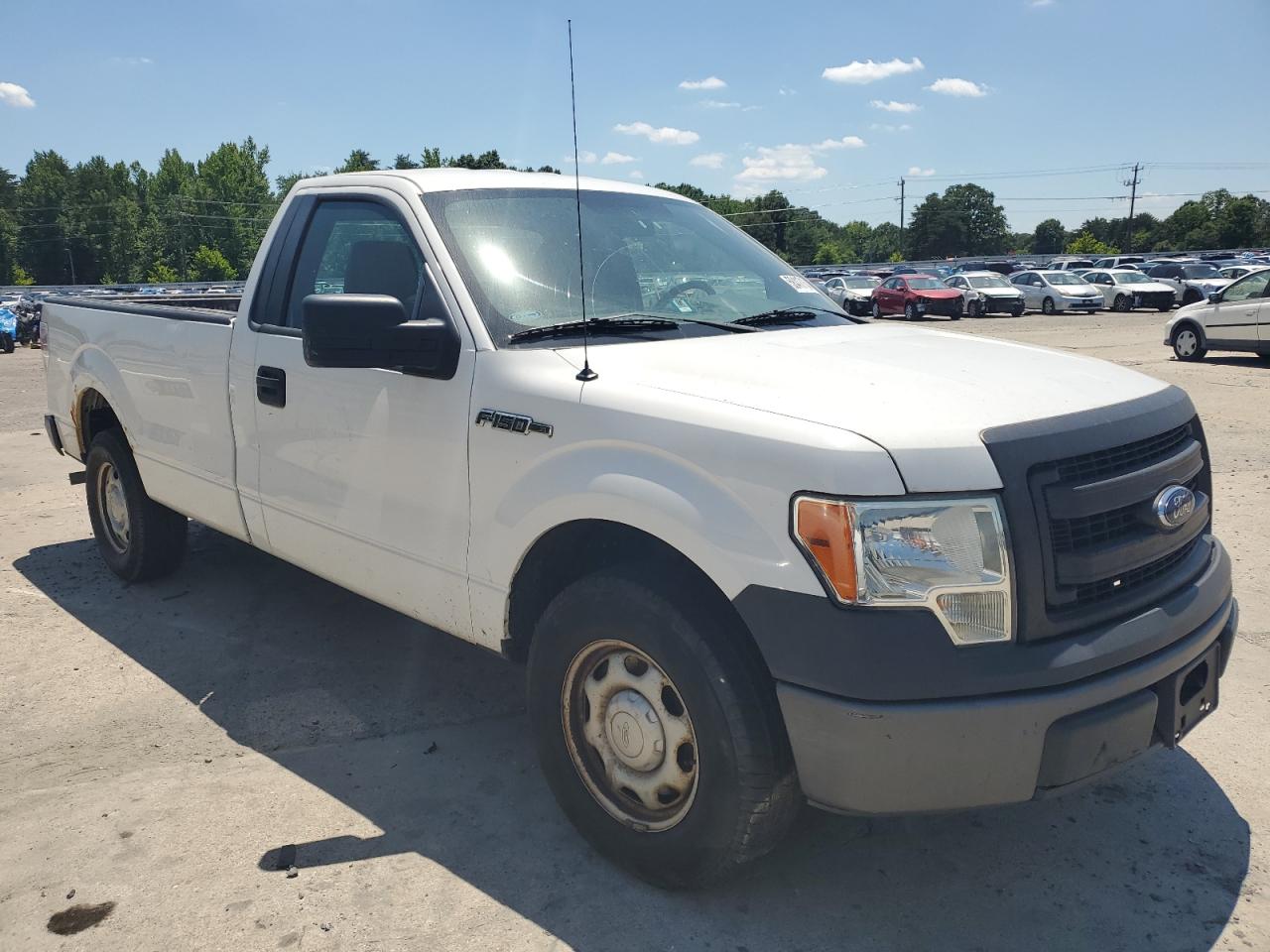 2013 Ford F150 vin: 1FTMF1CM9DKD19038