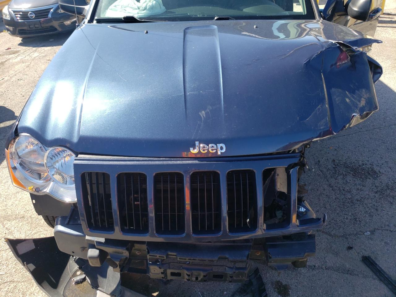 1J4PR4GK7AC105759 2010 Jeep Grand Cherokee Laredo