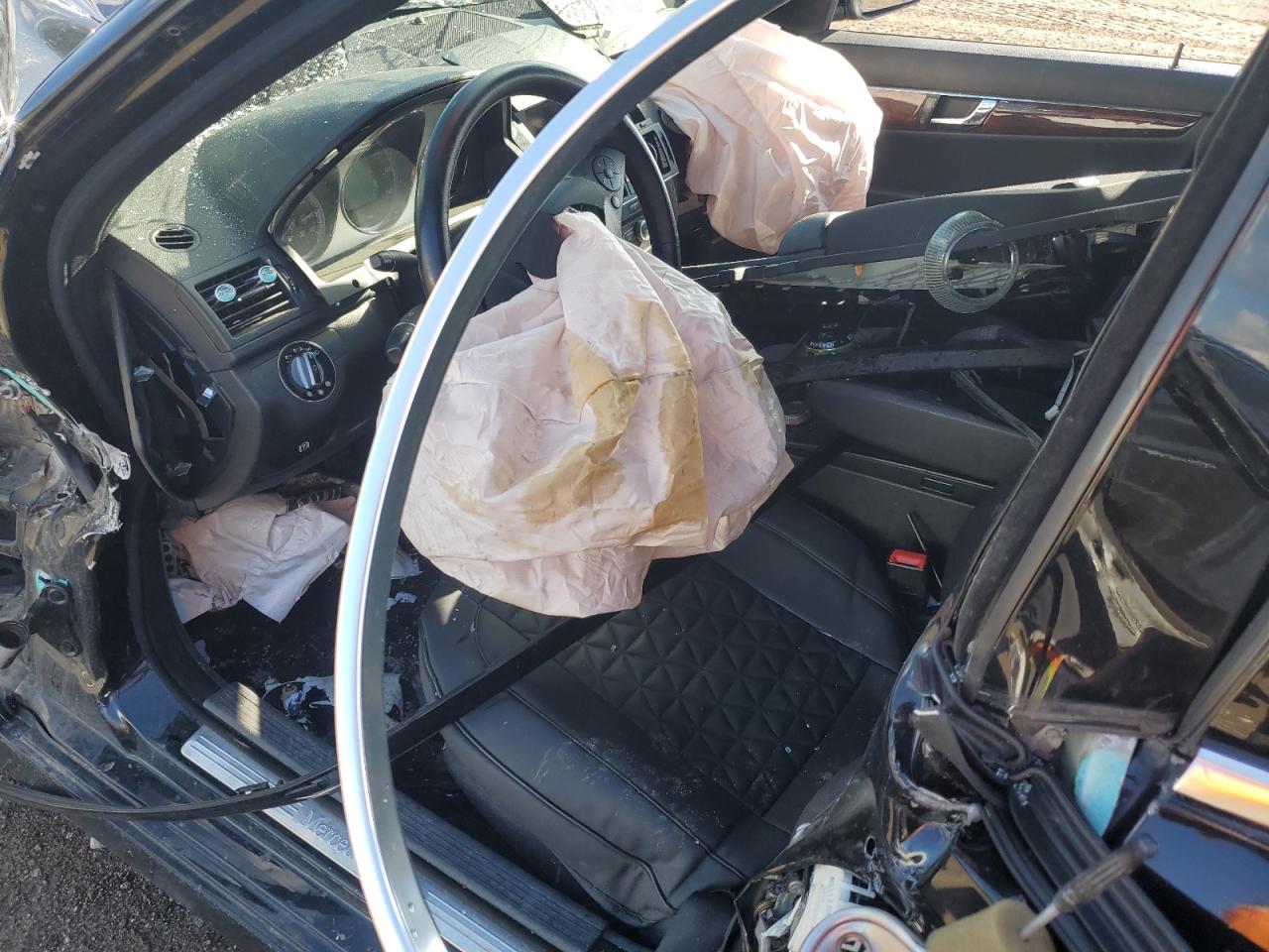 WDDGF81X59F311950 2009 Mercedes-Benz C 300 4Matic