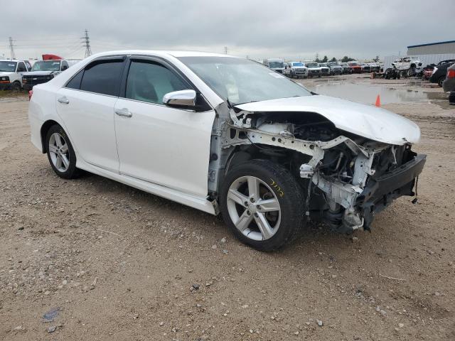 VIN 4T1BF1FKXEU347336 2014 Toyota Camry, L no.4