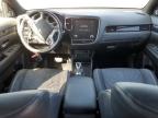 MITSUBISHI OUTLANDER photo