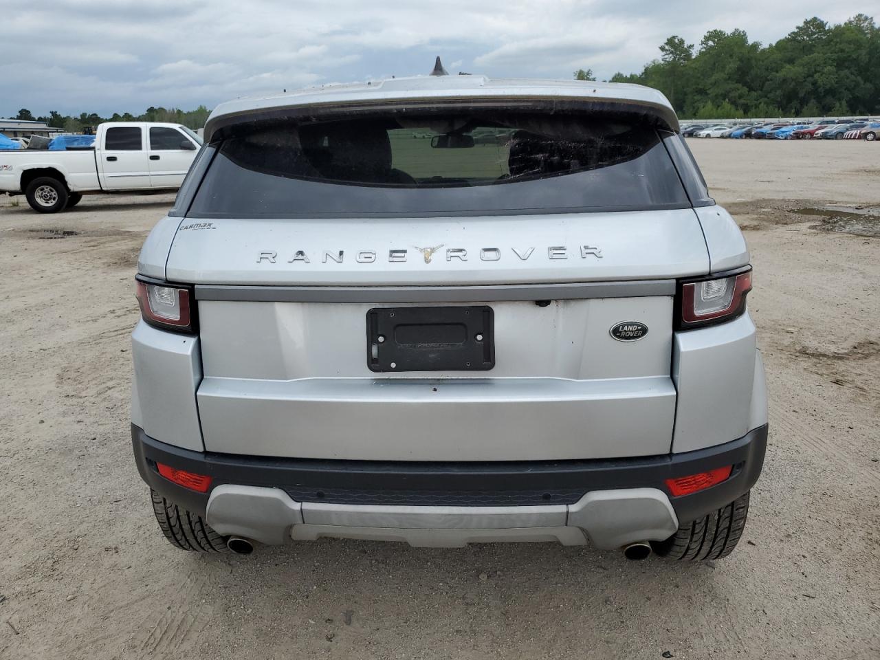 SALVP2RX8KH347814 2019 Land Rover Range Rover Evoque Se