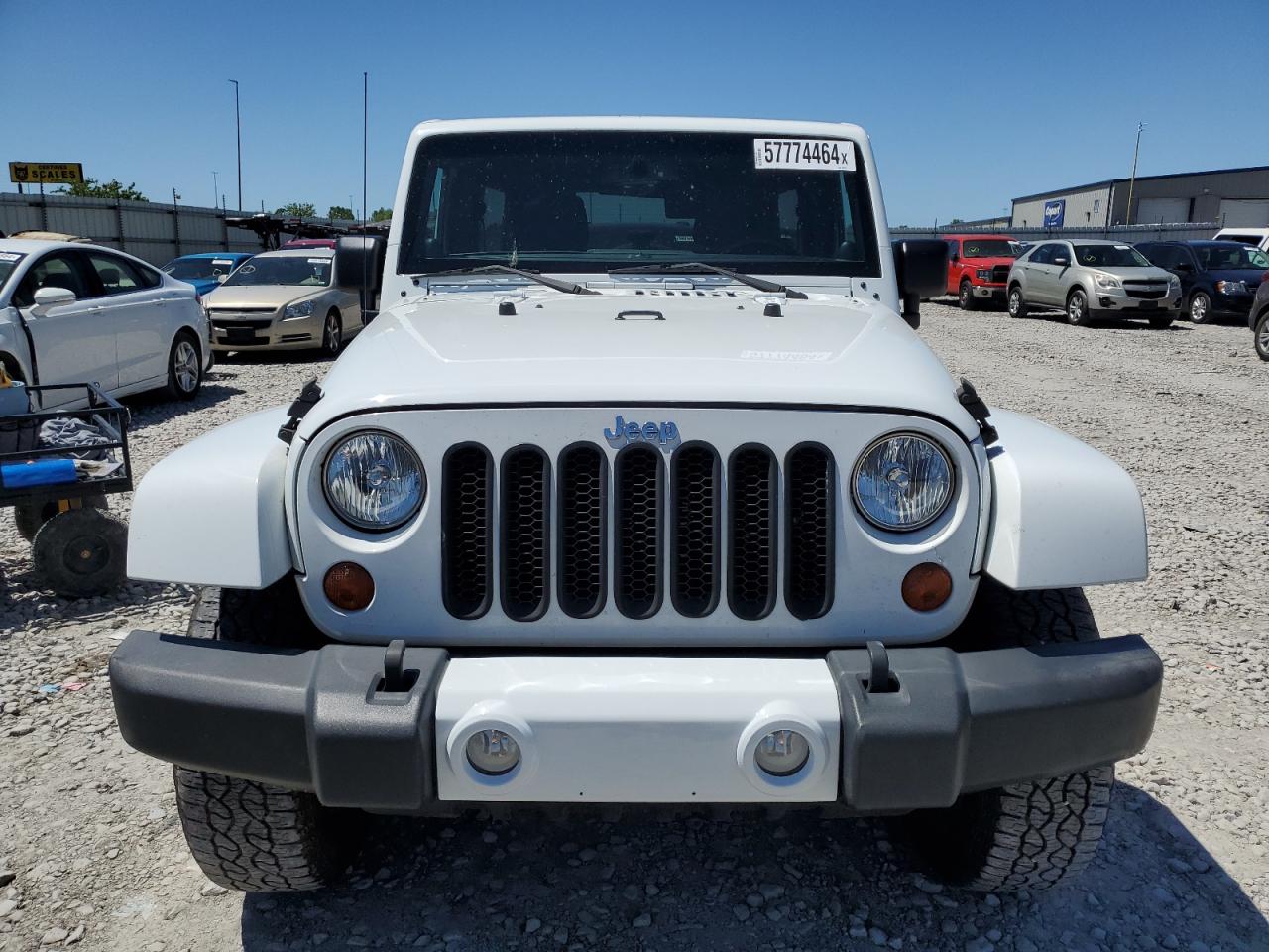 1C4BJWEG7DL629127 2013 Jeep Wrangler Unlimited Sahara