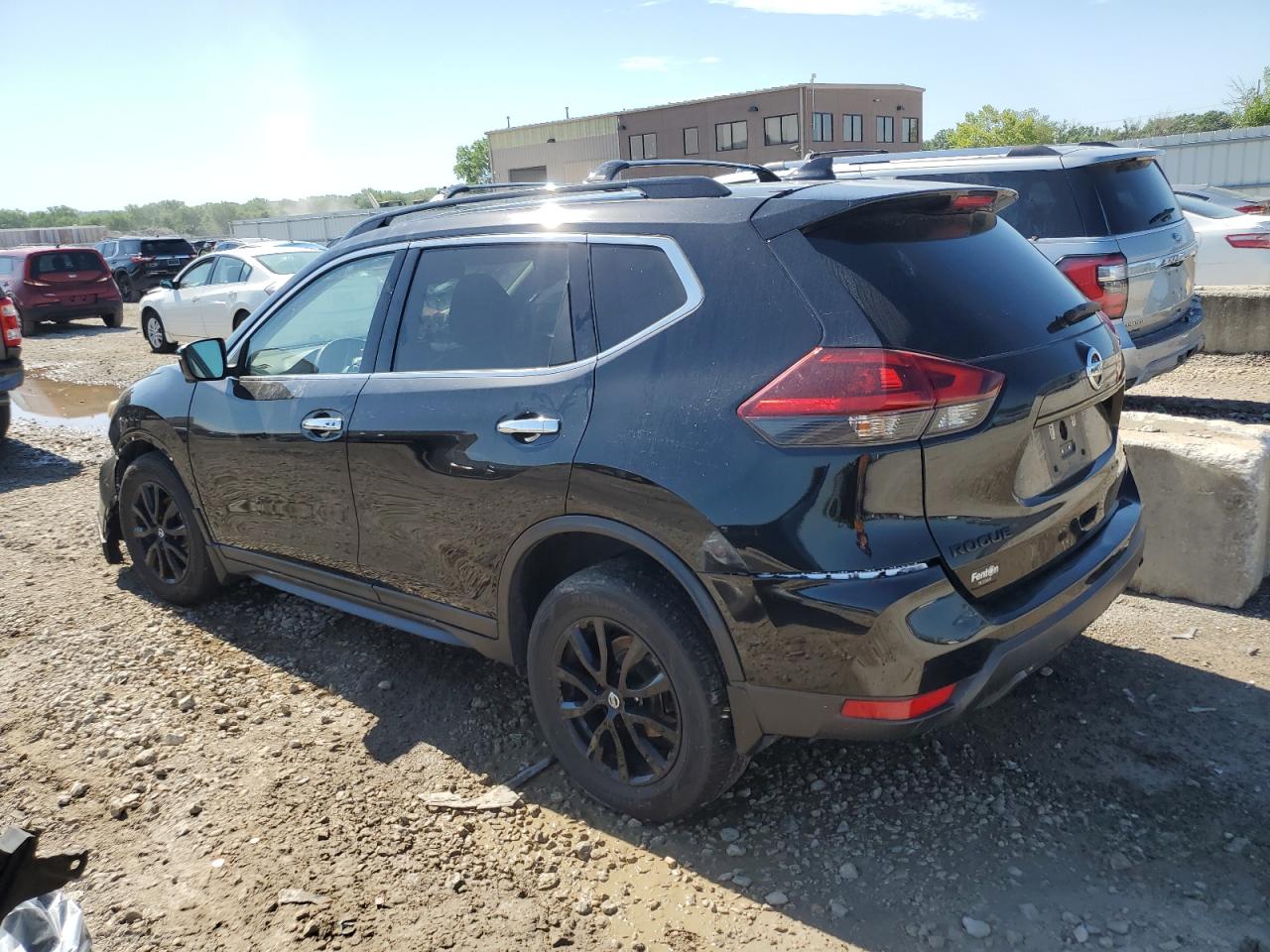 Lot #2809544319 2018 NISSAN ROGUE S