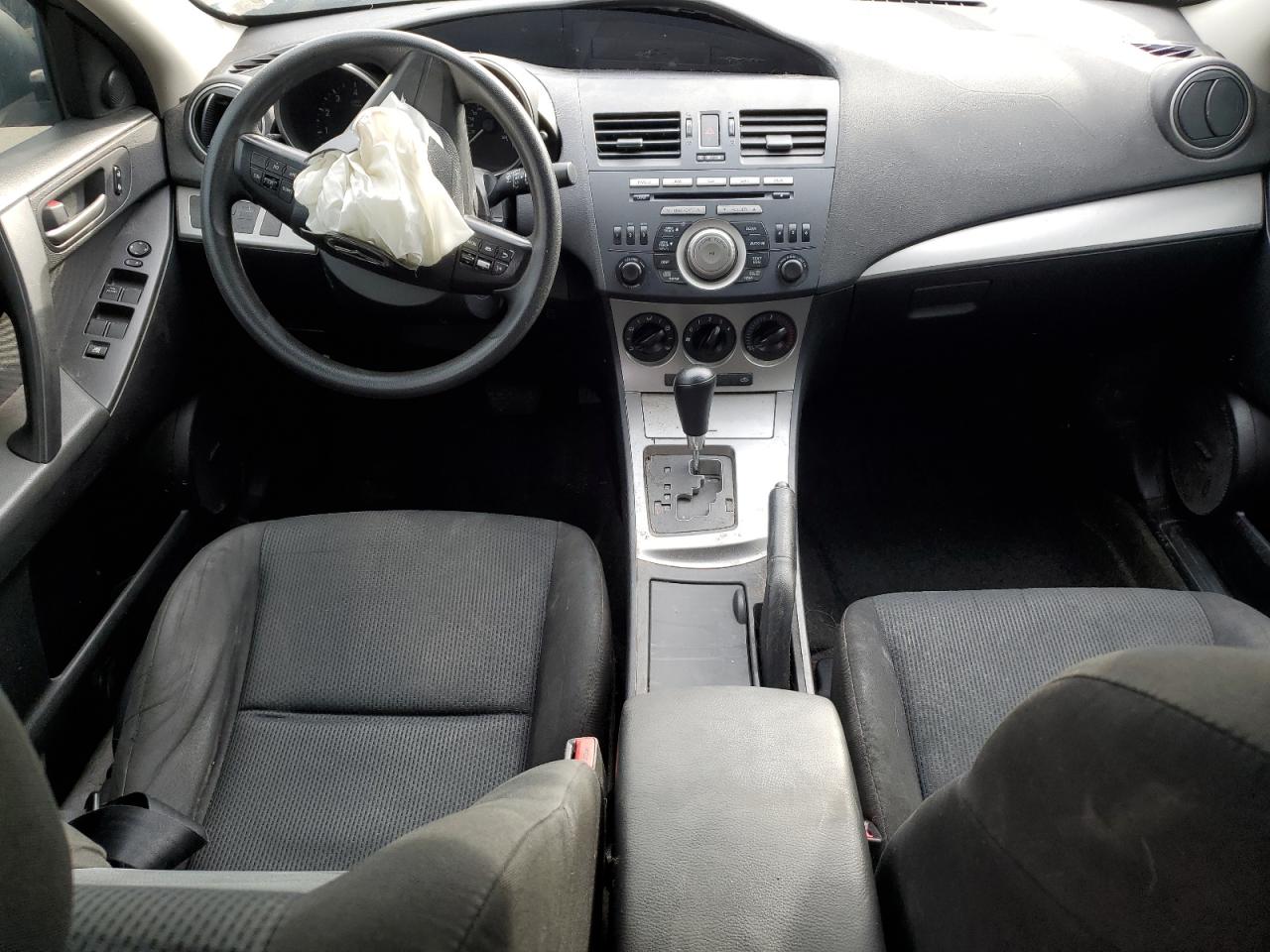 JM1BL1VF0B1490553 2011 Mazda 3 I