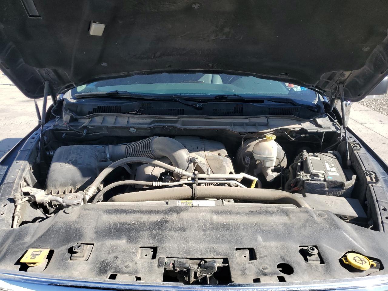 3C6RR7LT5GG207685 2016 Ram 1500 Slt