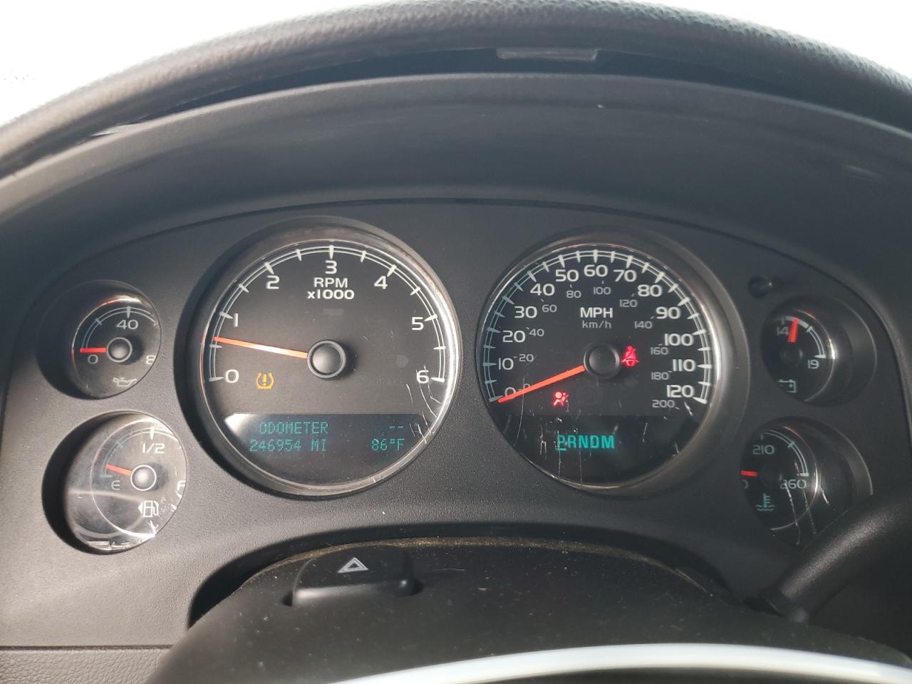 1GNSCAE05DR152735 2013 Chevrolet Tahoe C1500 Ls