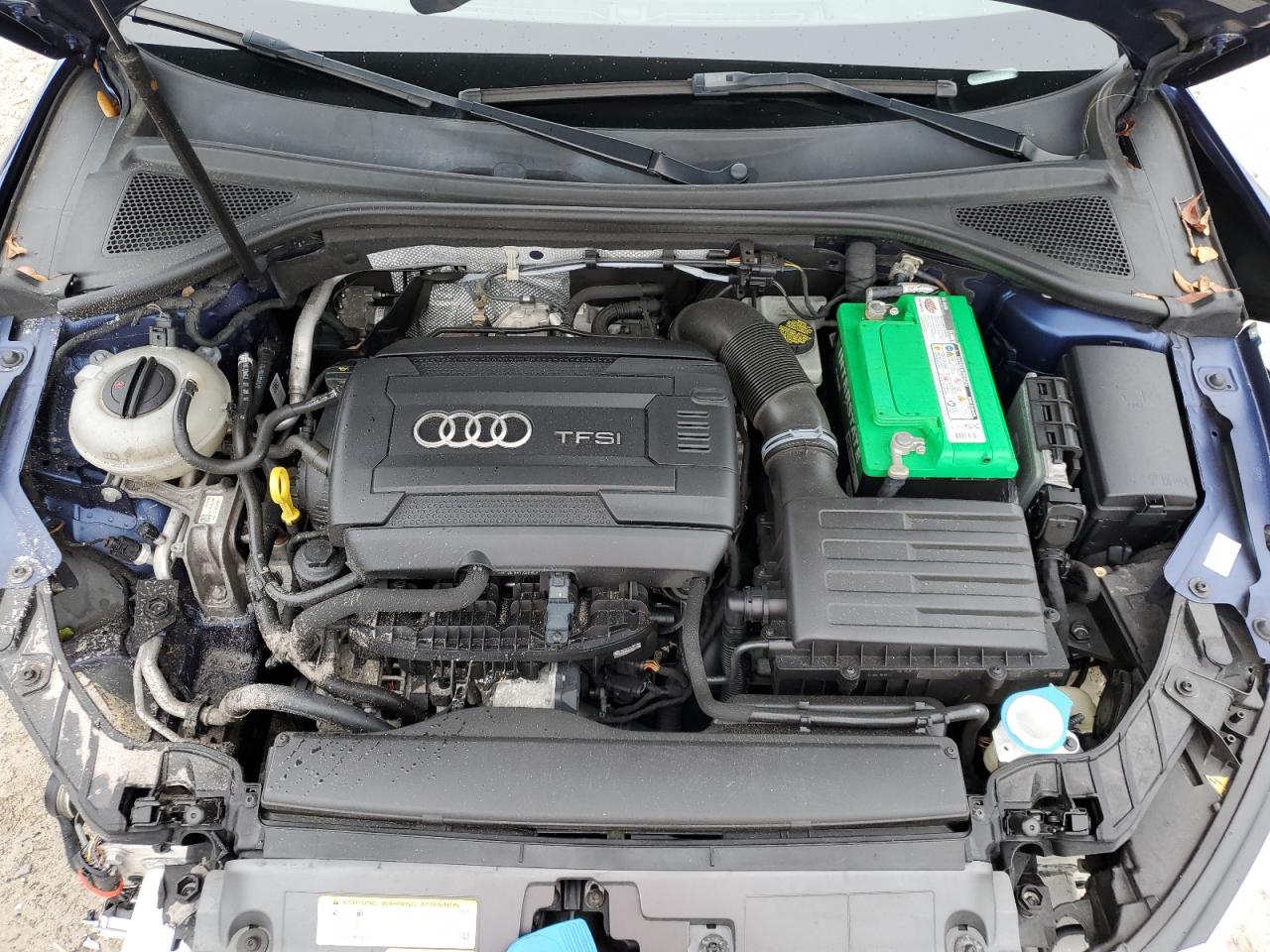 WAU6CLFF9F1050975 2015 Audi A3 Premium