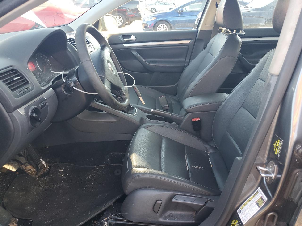 3VWRJ71K59M070243 2009 Volkswagen Jetta Wolfsburg