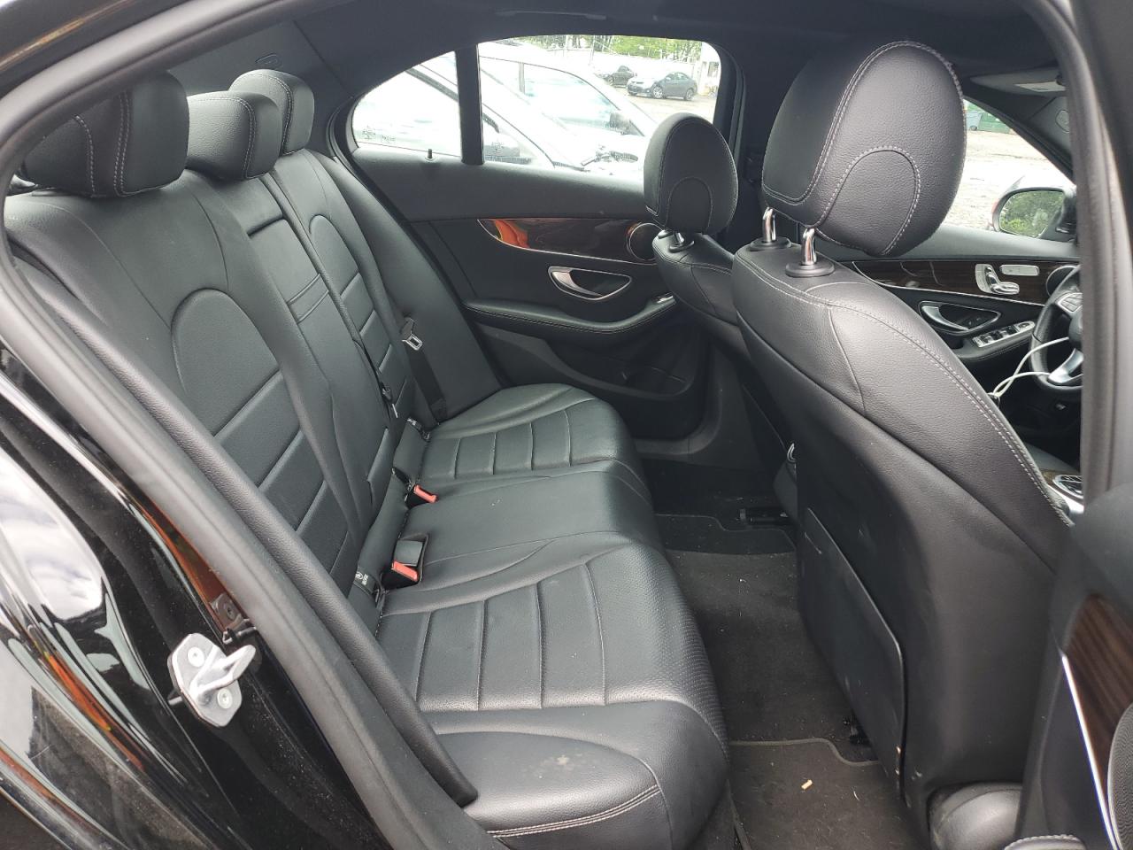 WDDWF4KB6JR393505 2018 Mercedes-Benz C 300 4Matic