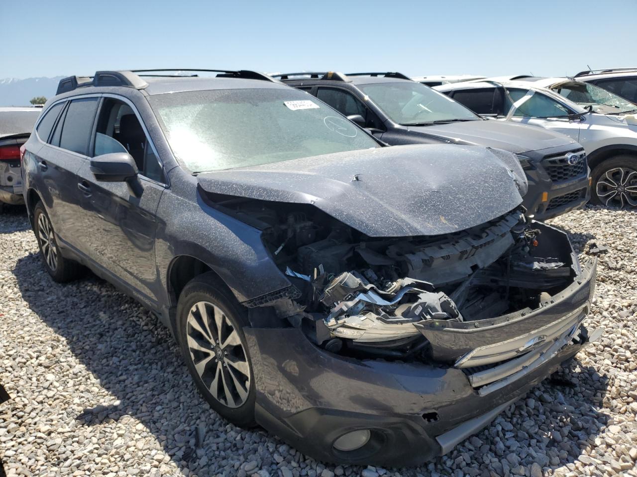 2016 Subaru Outback 2.5I Limited vin: 4S4BSALC2G3226964