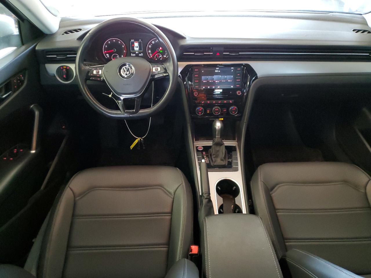 1VWSA7A35LC018355 2020 Volkswagen Passat Se