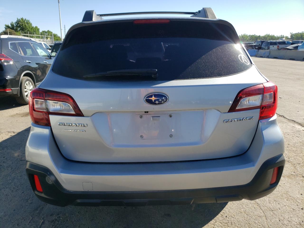 4S4BSAAC7J3394674 2018 Subaru Outback 2.5I