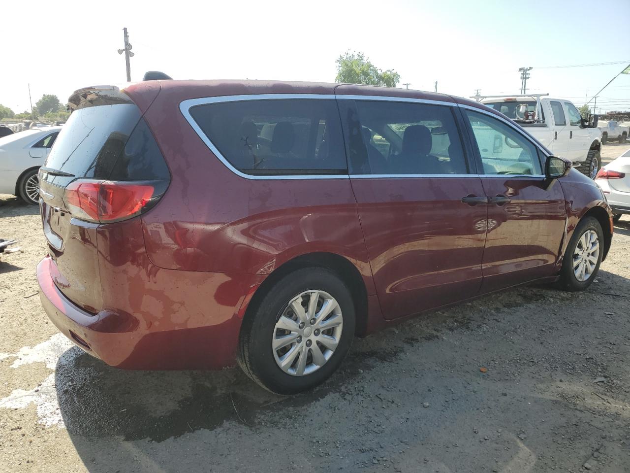 2021 Chrysler Voyager L vin: 2C4RC1AG4MR558297