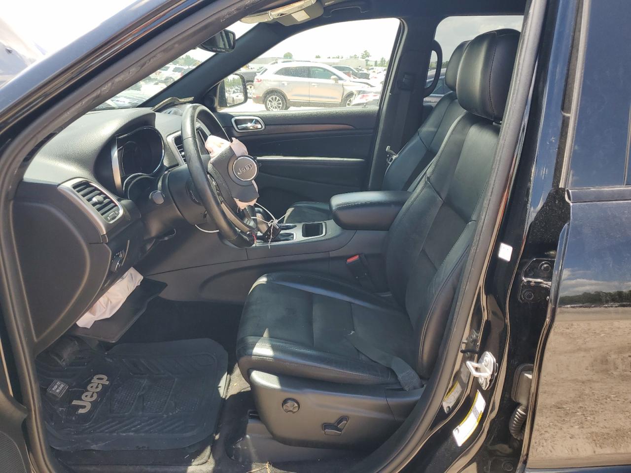 1C4RJEAG4JC481108 2018 Jeep Grand Cherokee Laredo