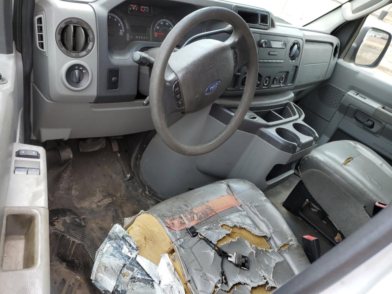 1FTNS24L09DA19038 2009 Ford Econoline E250 Van