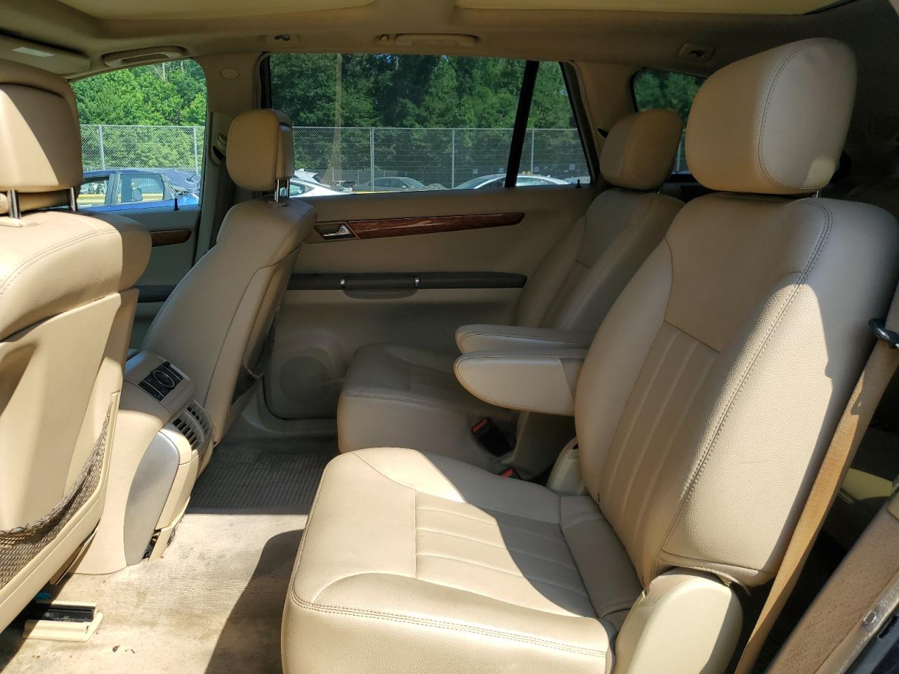 4JGCB65E26A033899 2006 Mercedes-Benz R 350