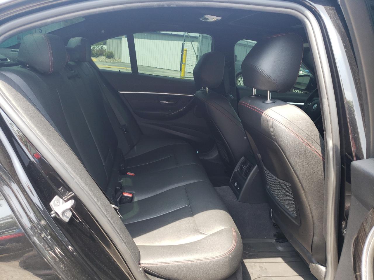 WBA8E3G5XGNU05283 2016 BMW 328 Xi Sulev