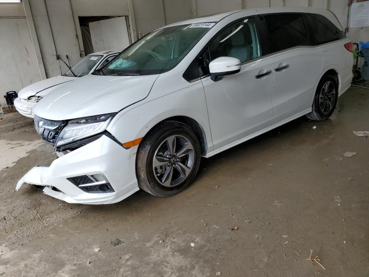 2020 Honda Odyssey Touring vin: 5FNRL6H85LB030502