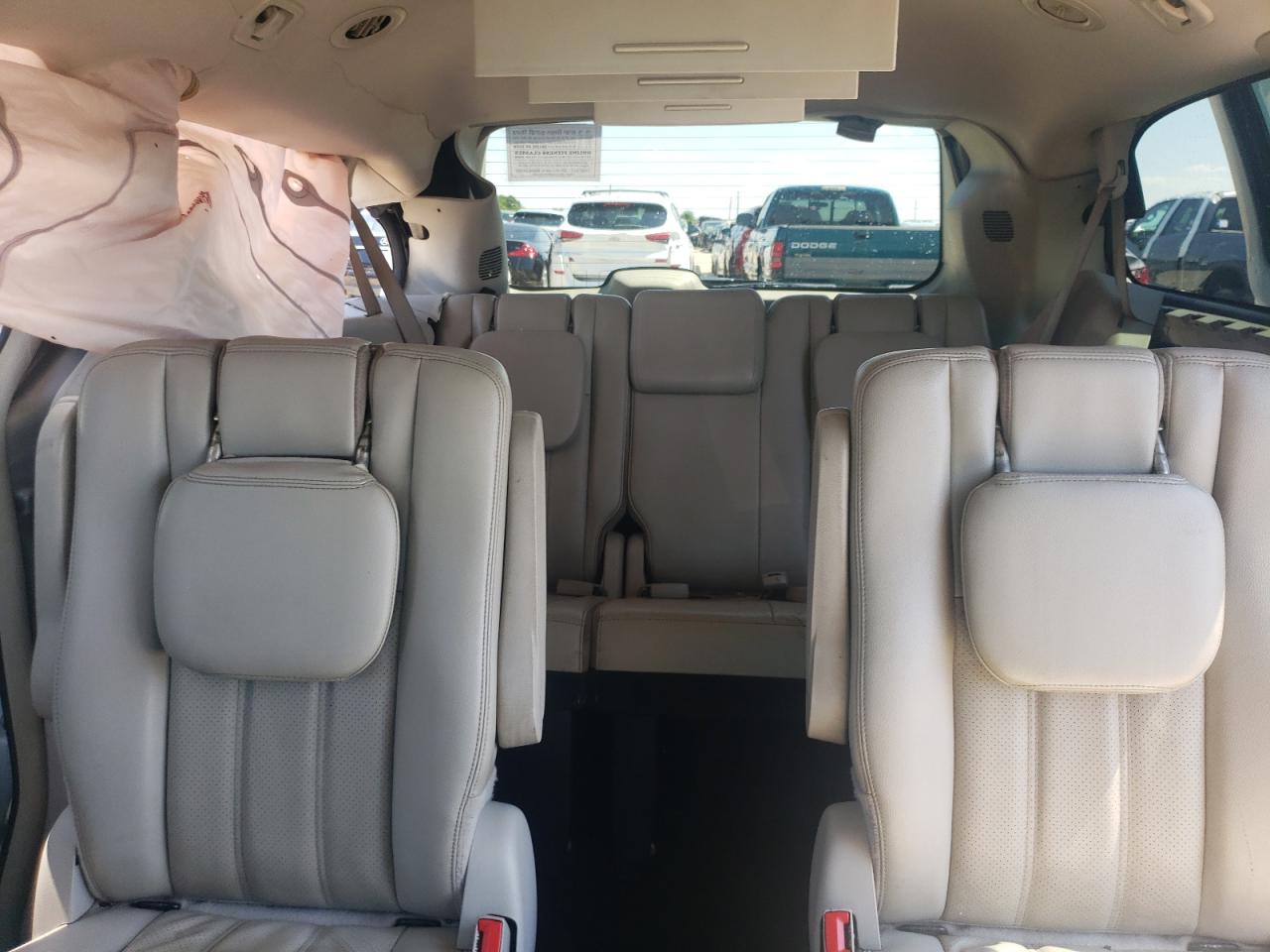 2C4RC1BG6CR361824 2012 Chrysler Town & Country Touring