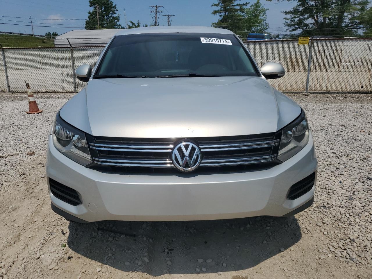 2013 Volkswagen Tiguan S vin: WVGAV7AX7DW538090