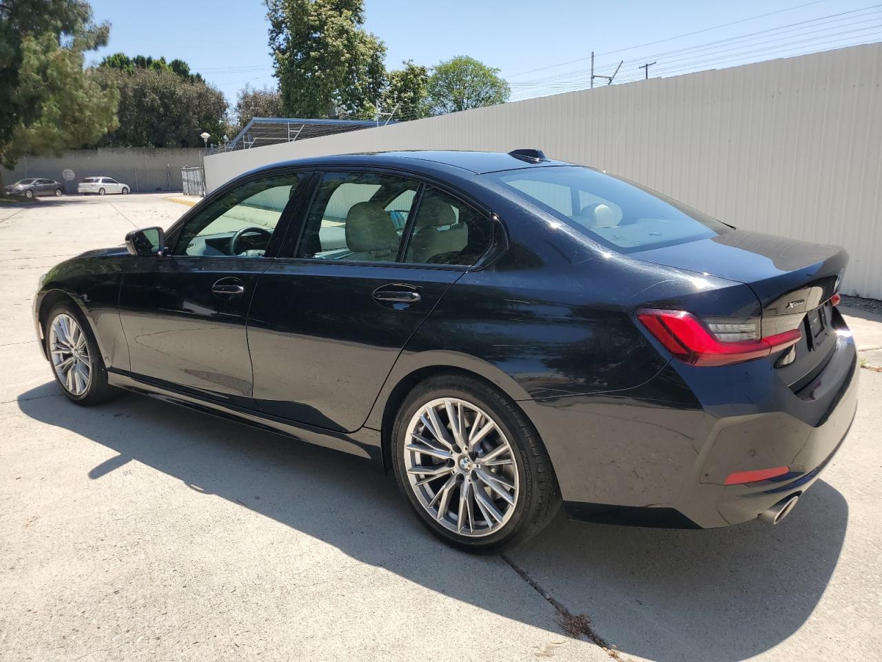 2023 BMW 330Xi vin: 3MW89FF06P8D14848