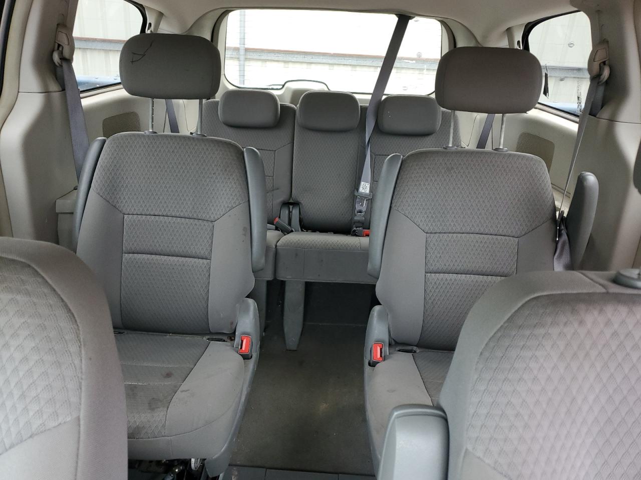 2A8HR44H88R601067 2008 Chrysler Town & Country Lx