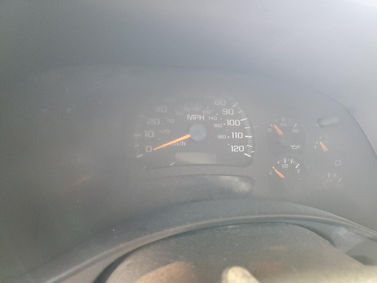 1GNEC13V25R235133 2005 Chevrolet Tahoe C1500