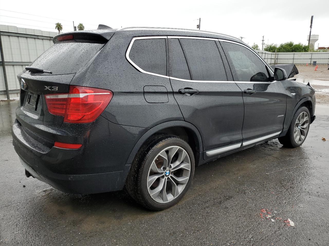 2015 BMW X3 xDrive35I vin: 5UXWX7C57F0K32009