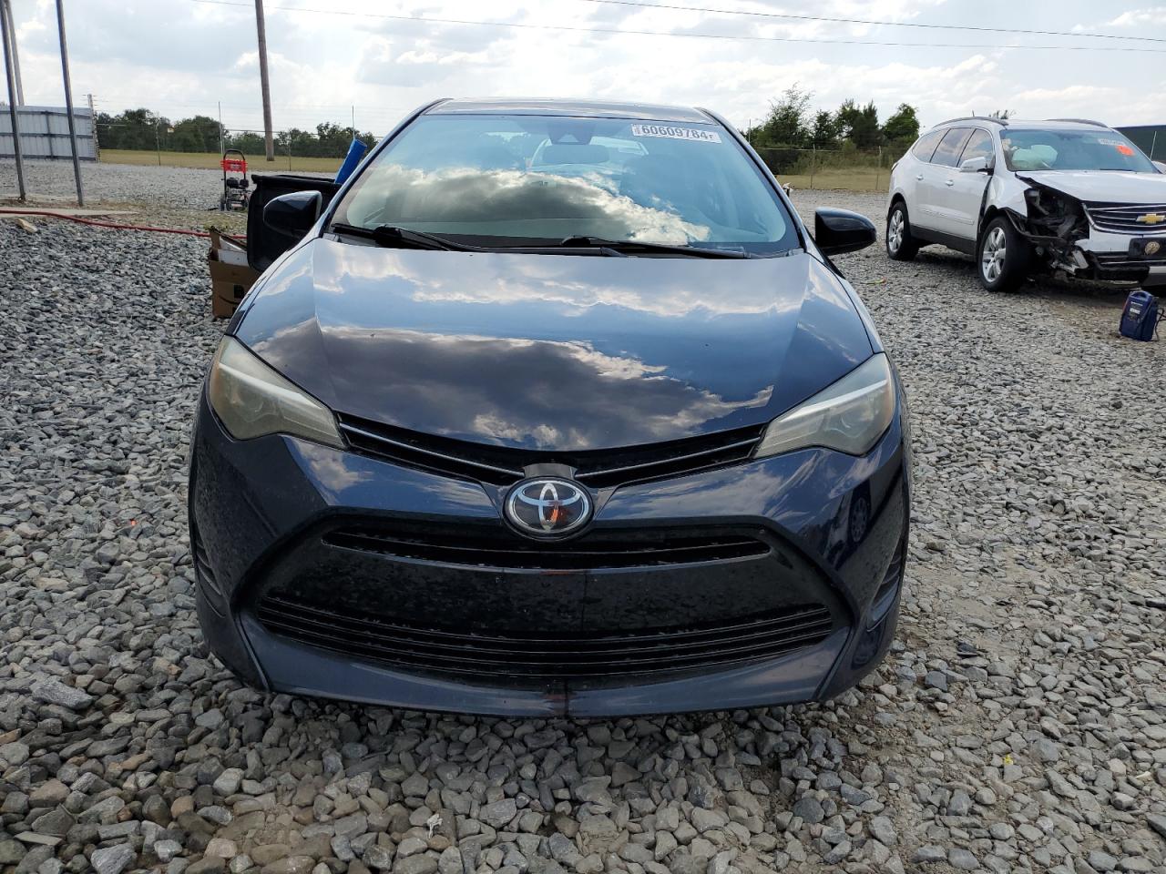 2018 Toyota Corolla L vin: 5YFBURHE5JP846049