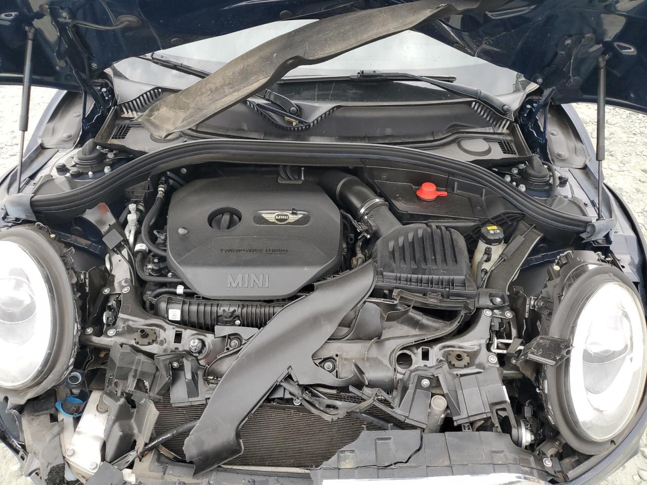 WMWLU5C58J2G02799 2018 Mini Cooper S Clubman All4