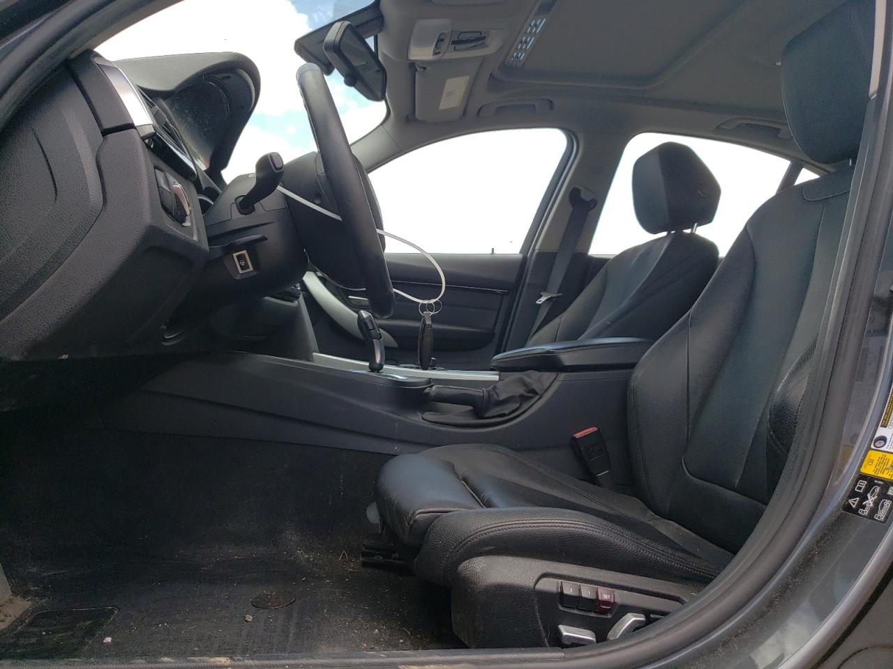 WBA8A3C58GK690455 2016 BMW 320 Xi