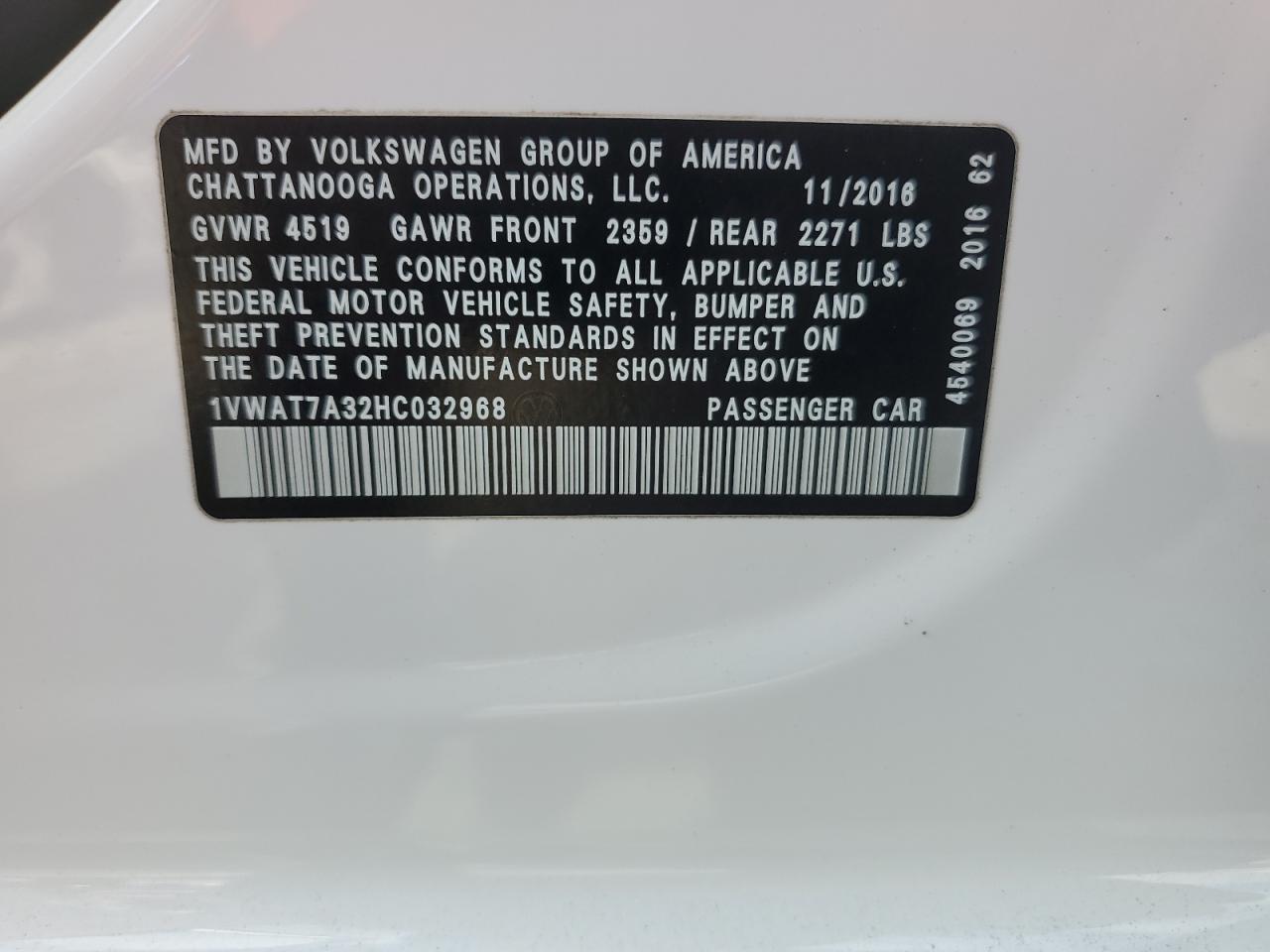 1VWAT7A32HC032968 2017 Volkswagen Passat S