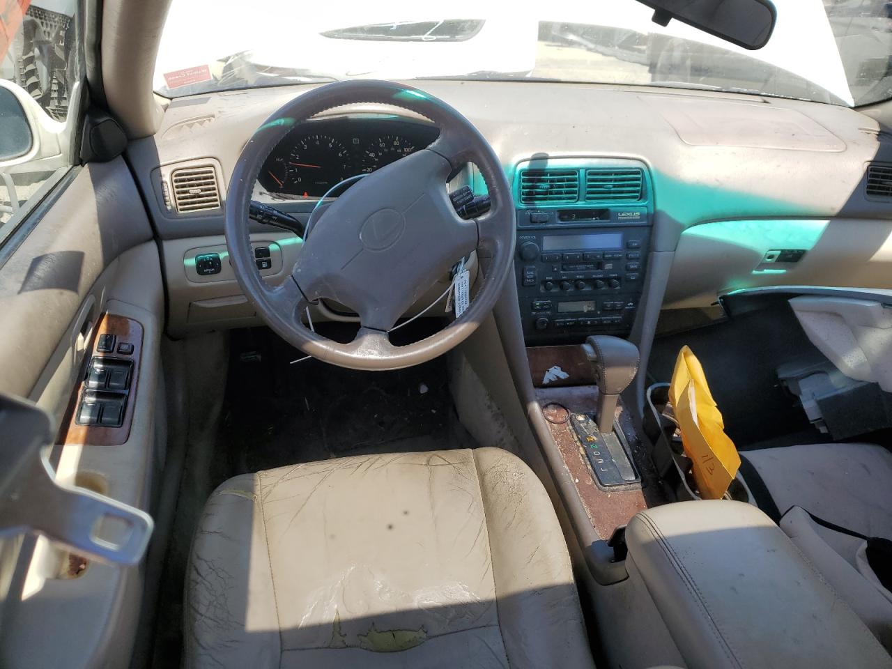 JT8BF22G1V5012177 1997 Lexus Es 300