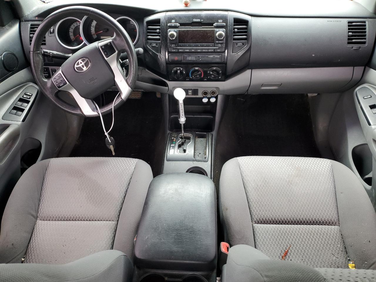 5TFJU4GN5CX013940 2012 Toyota Tacoma Double Cab Prerunner