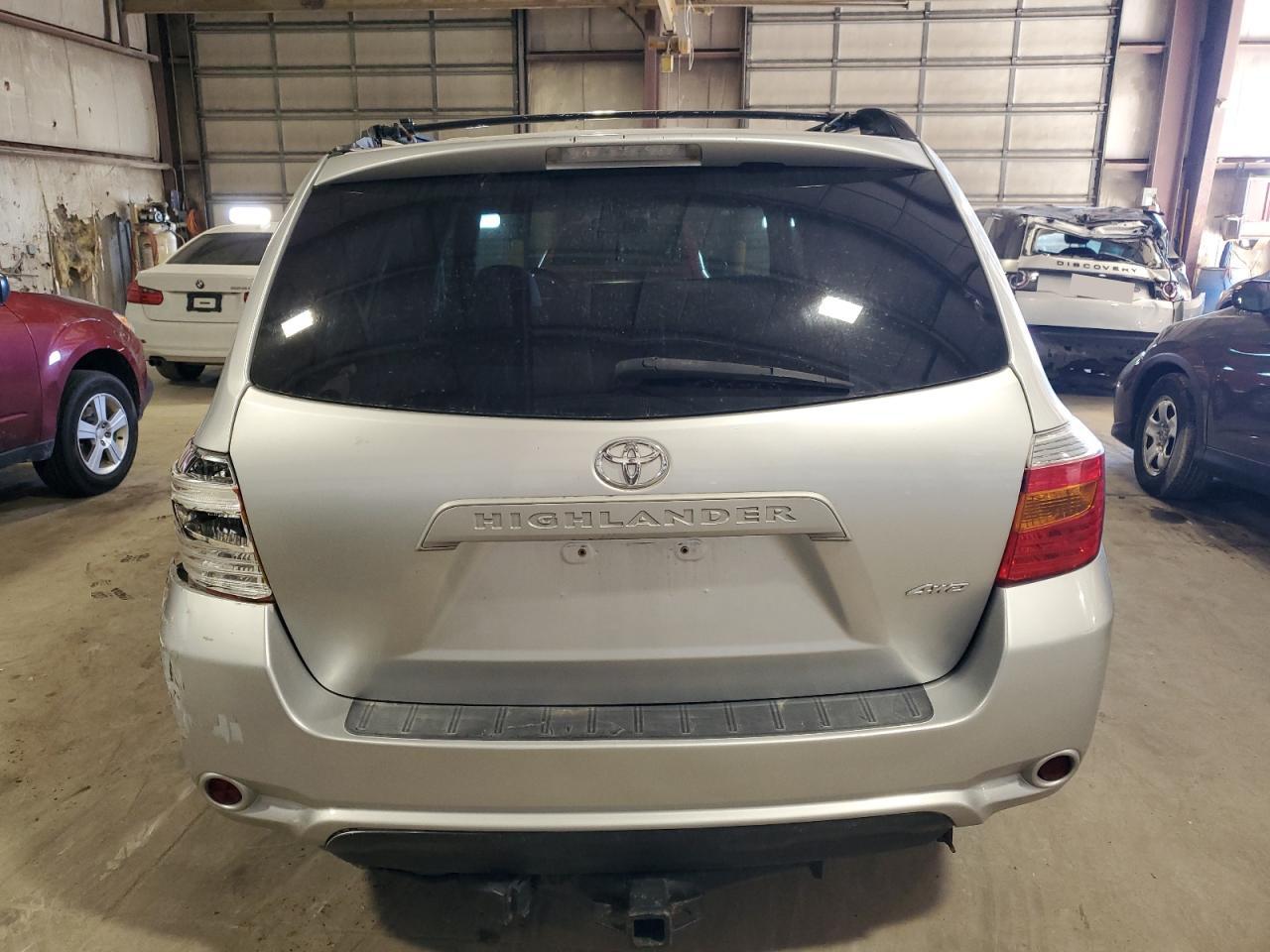 5TDBK3EH2AS018937 2010 Toyota Highlander