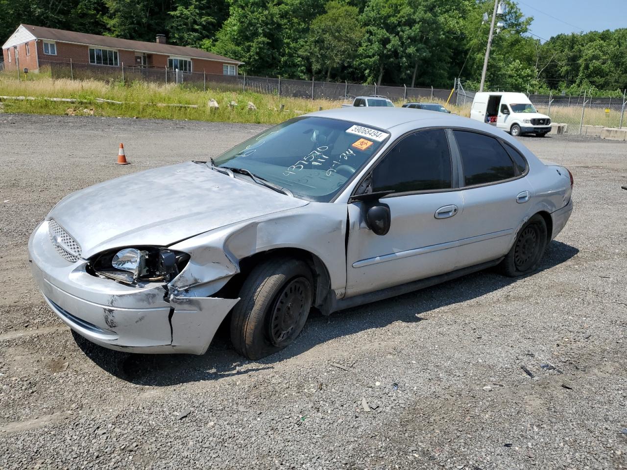 1FAFP52U63G124181 2003 Ford Taurus Lx