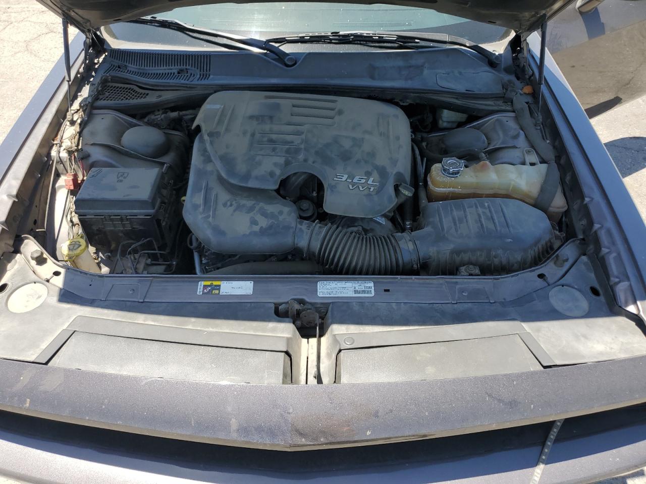 2C3CDYAG8DH704979 2013 Dodge Challenger Sxt