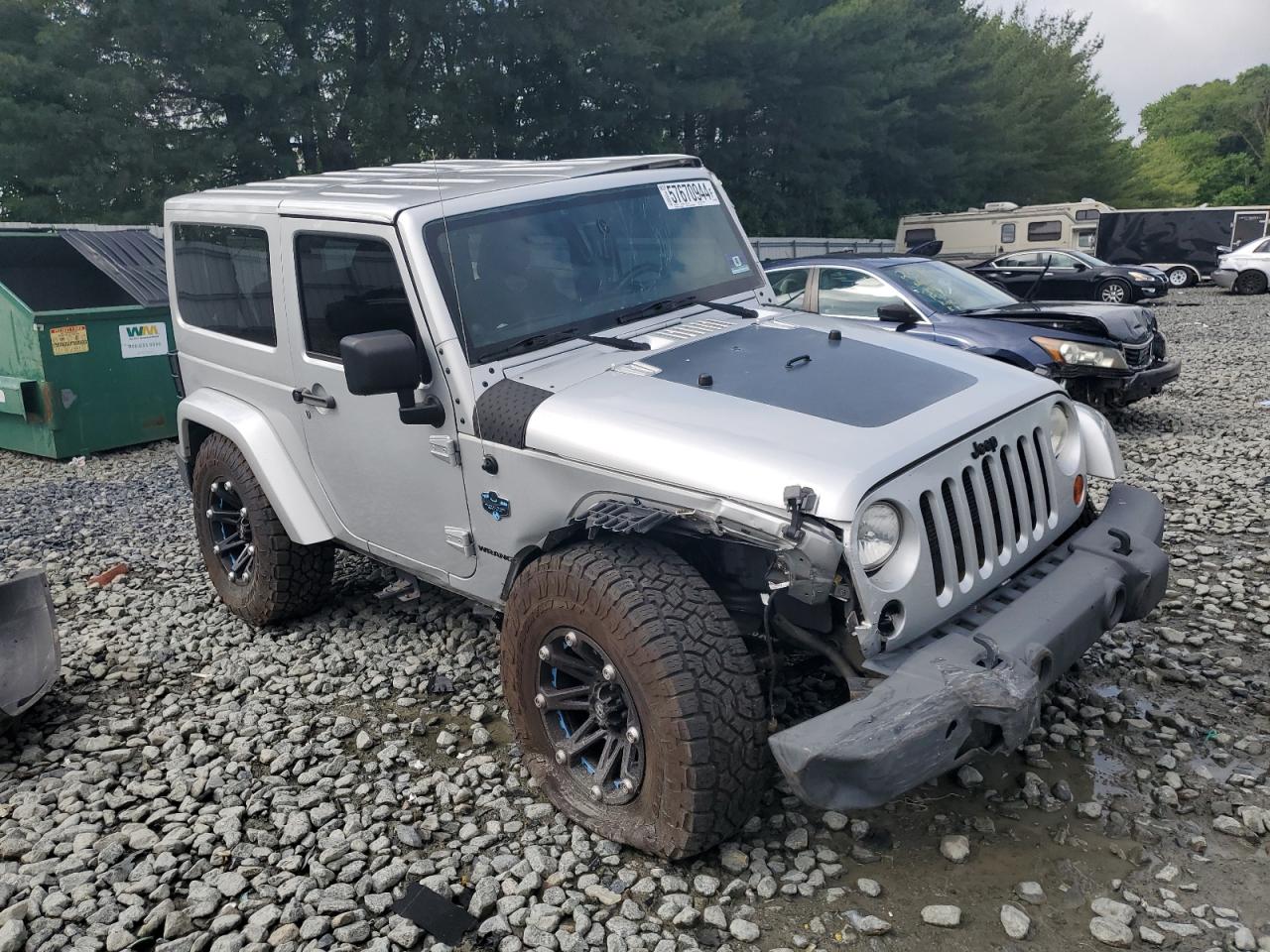 1C4GJWBG1CL169908 2012 Jeep Wrangler Sahara