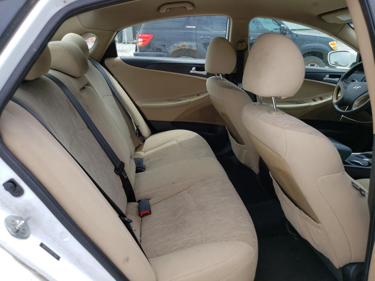 5NPEB4AC9DH573665 2013 Hyundai Sonata Gls