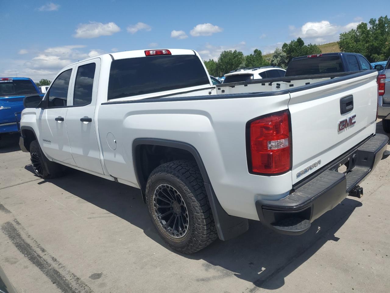 1GTV2LEC2JZ375437 2018 GMC Sierra K1500